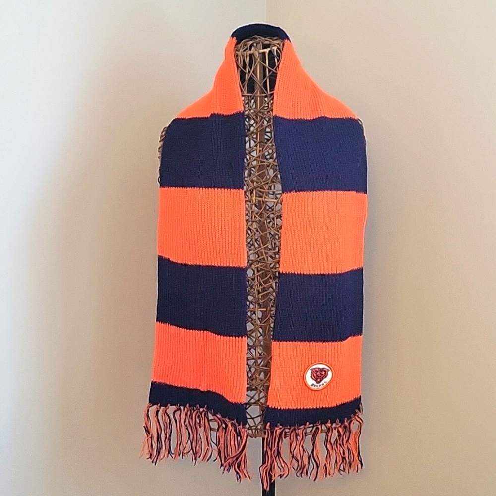 Chicago Bears knit scarf